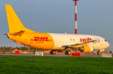 Boeing 737-476(SF)