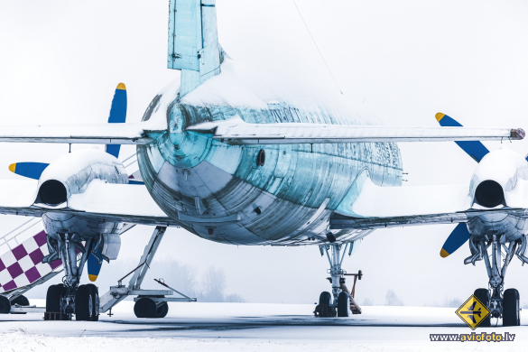 Ilyushin Il-18D