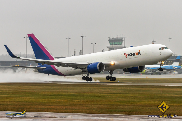 Boeing 767-304/ER(BCF)