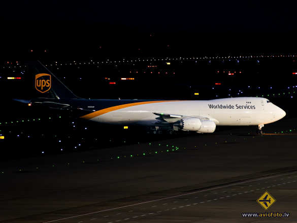 Boeing 747-84AF