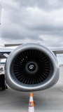 Boeing 737-4Y0(SF)