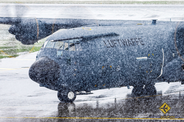 Lockheed Martin C-130J-30 Hercules (L-382)