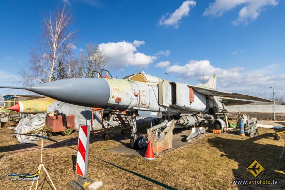Mikoyan-Gurevich MiG-23M