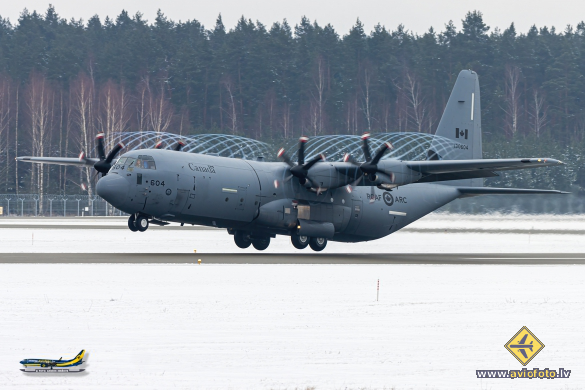 Lockheed Martin CC-130J-30 Hercules (L-382)