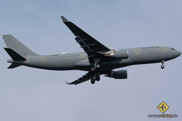 Airbus A330-202