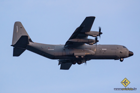 Lockheed Martin C-130J-30 Hercules (L-382)