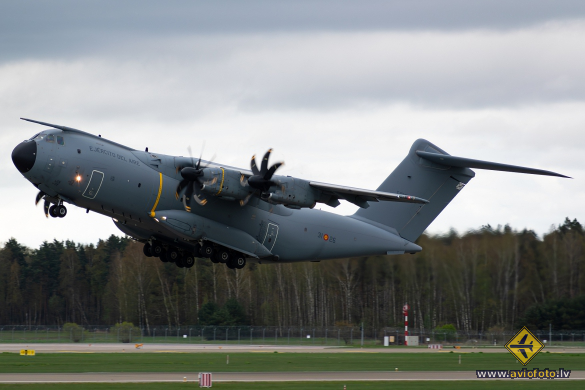 Airbus A400M-180