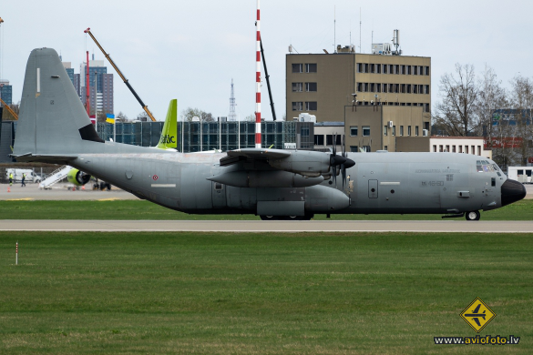Lockheed Martin C-130J-30 Hercules (L-382)