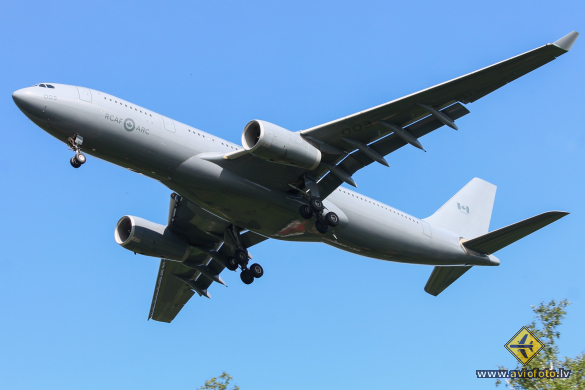 Airbus CC-330 (A330-243)