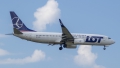 Boeing 737-86N