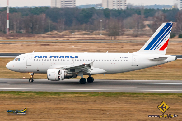 Airbus A319-111