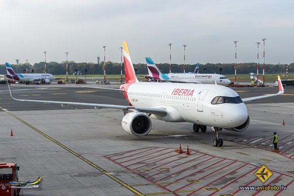 Airbus A320-251N