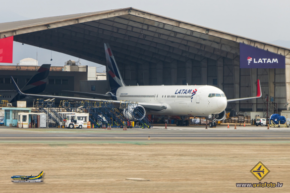 Boeing 767-316/ER