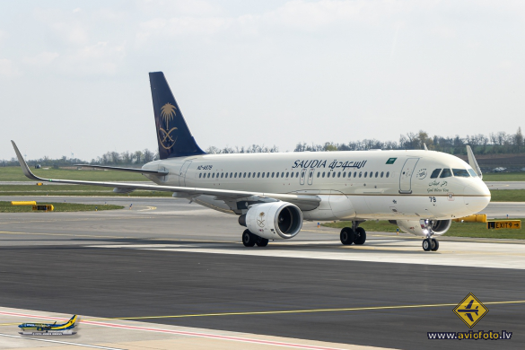 Airbus A320-214
