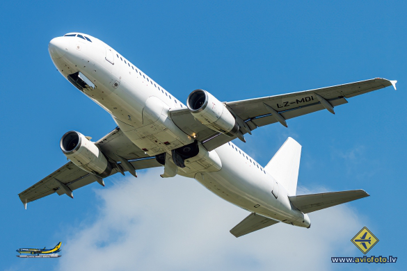 Airbus A320-233