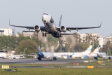 Boeing 737-86N