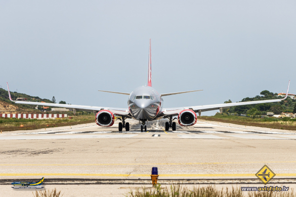 Boeing 737-8MG