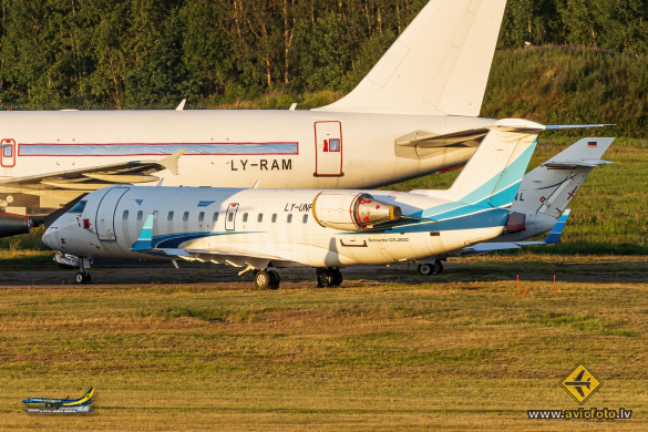 Bombardier CRJ-200ER (CL-600-2B19)