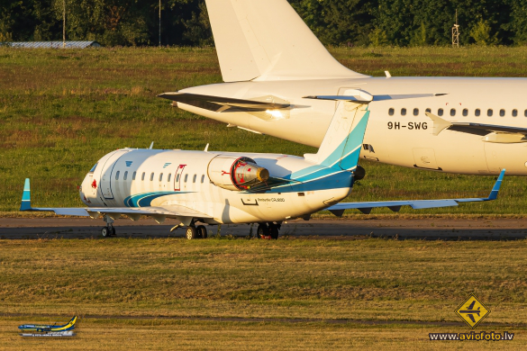 Bombardier CRJ-200ER (CL-600-2B19)