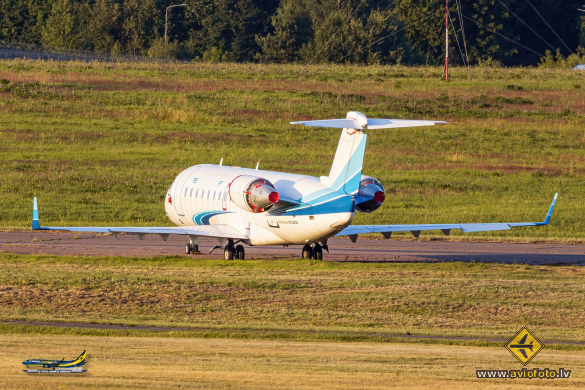 Bombardier CRJ-200ER (CL-600-2B19)