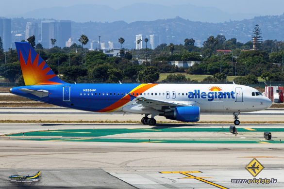 Airbus A320-214