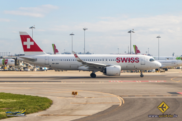Airbus A320-271N