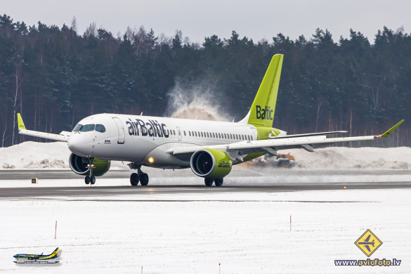 Airbus A220-300