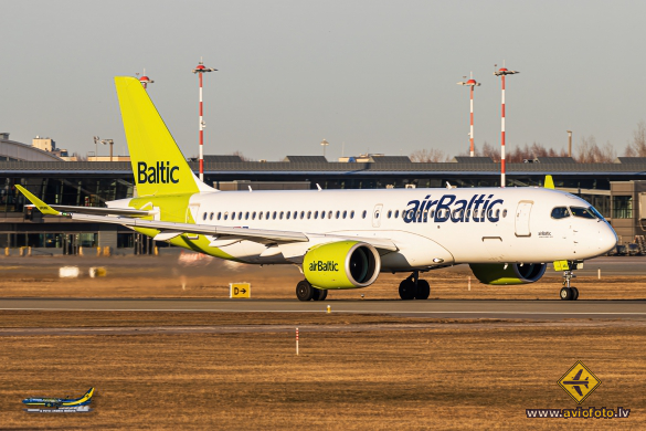 Airbus A220-300