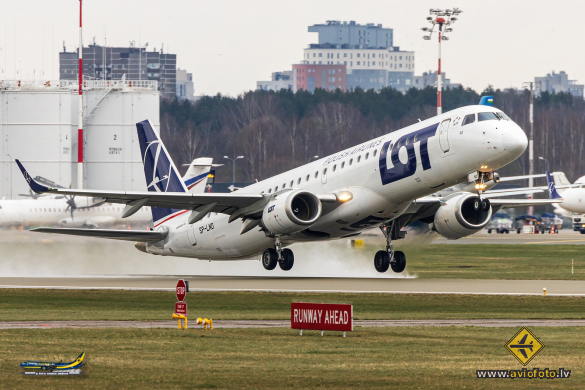 Embraer 195LR (ERJ-190-200LR)