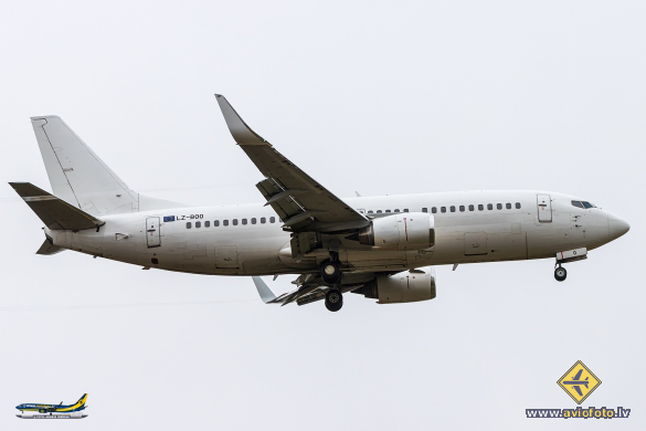 Boeing 737-341
