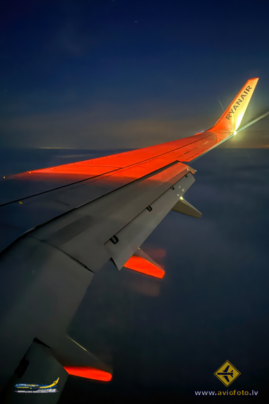 Boeing 737-8AS