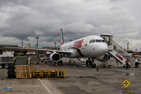 Airbus A320-232