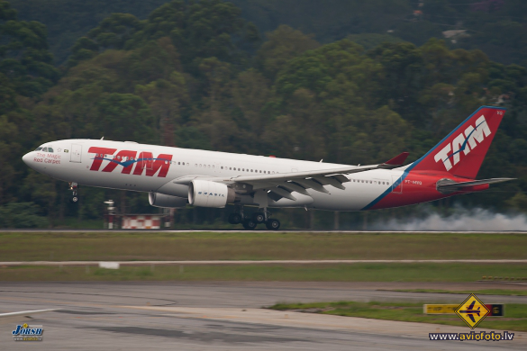Airbus A330-223