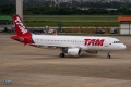 Airbus A320-214