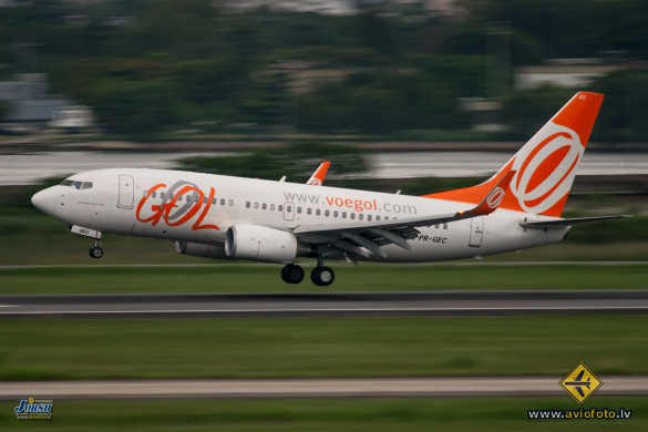 Boeing 737-7EH
