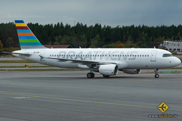 Airbus A320-214