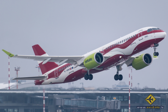 Airbus A220-300