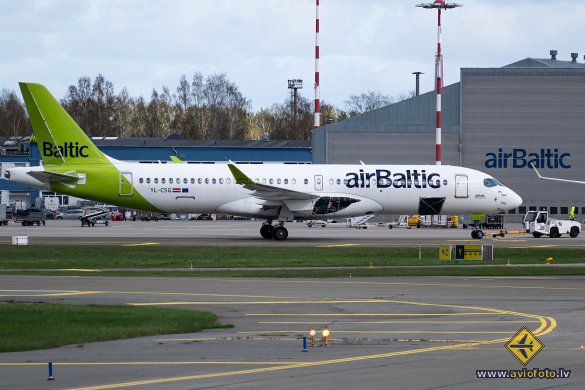 Bombardier CSeries CS300 (BD-500-1A11)