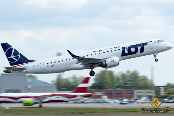 Embraer 190AR (ERJ-190-100IGW)