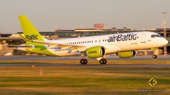 Airbus A220-300