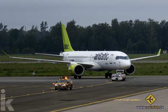Bombardier CSeries CS300 (BD-500-1A11)