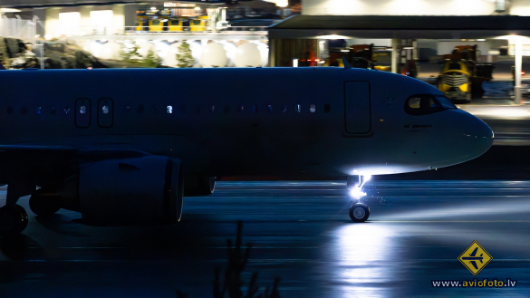 Airbus A320-251N