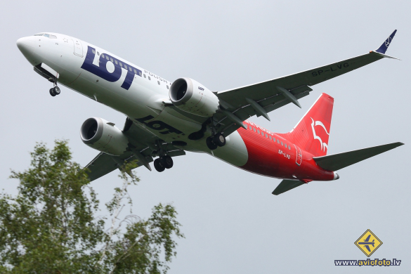 Boeing 737-8 MAX
