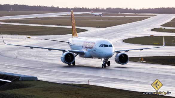 Airbus A320-251N