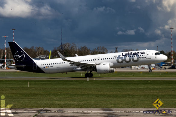 Airbus A321-271NX