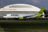 Airbus A220-300