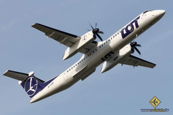 Bombardier DHC-8-402 Q400