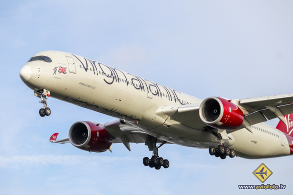 Airbus A350-1041
