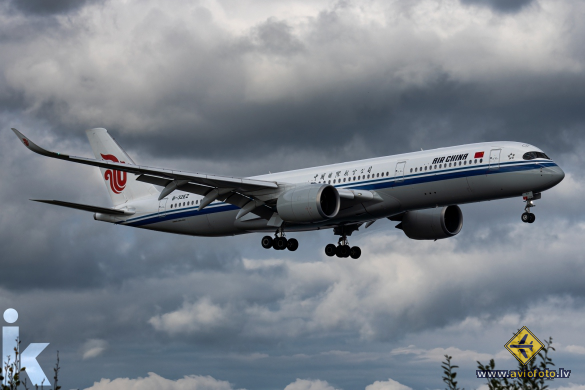 Airbus A350-941