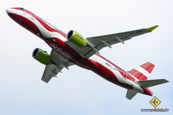 Airbus A220-300